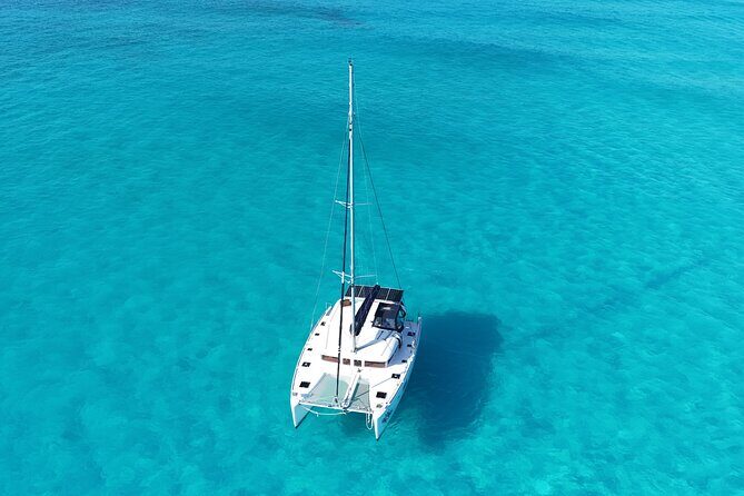 Private Catamaran Tour Super to Isla Mujeres - The Sum Up