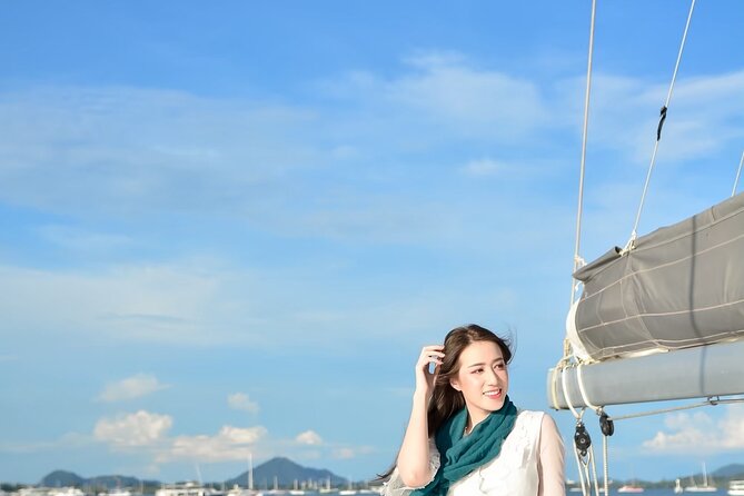 Private Catamaran Yacht Charter to Maiton & Coral Islands - Coral Island