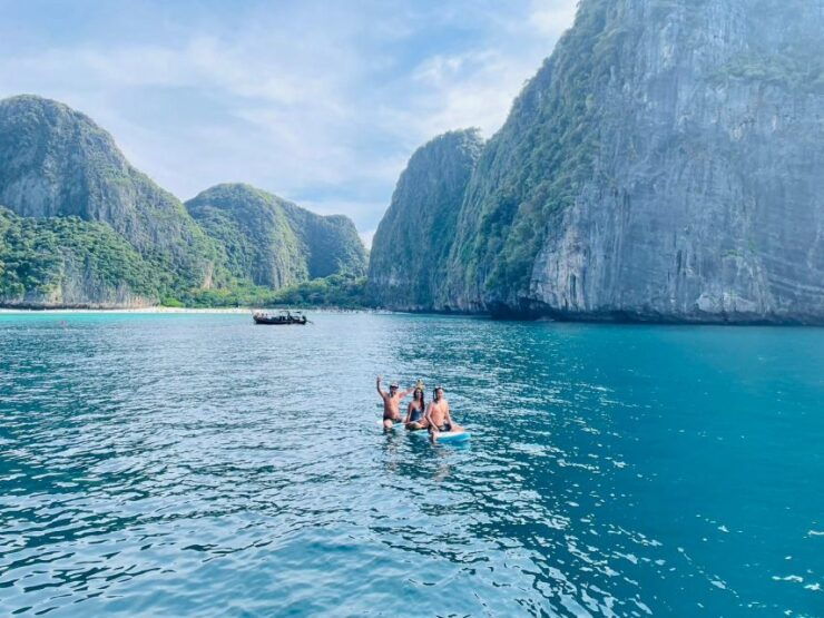 Private Catamaran Yacht to Maiton & Coral Islands - Tour Duration and Availability