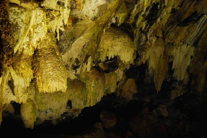 Private Caves Tour With a Geologist - Tour Highlights