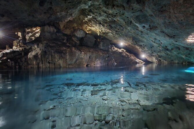 Private Cenote Hopping Tour  Adventure with a Local Vibe - A Closer Look at the Cenote Hopping Experience