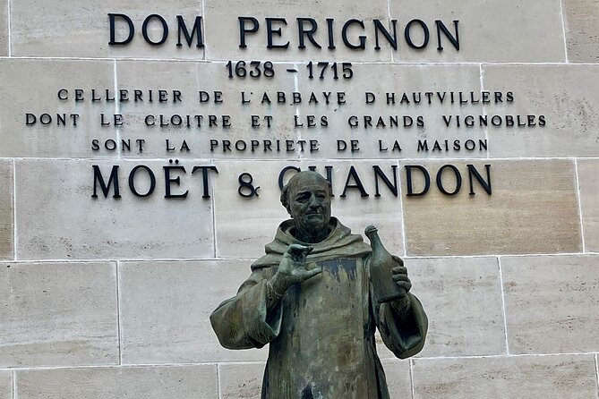 Private Champagne Moët & Chandon, Veuve Clicquot Trip With Lunch - Response From the Host