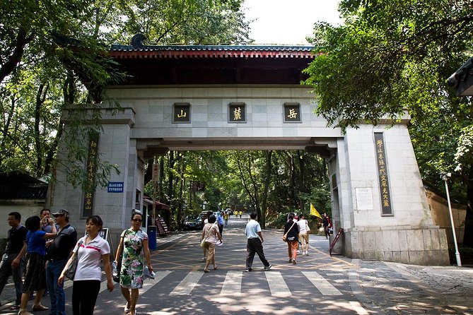 Private Changsha Day Tour: Yuelu Mountain, Yuelu Academy and Orange Island - Itinerary Overview