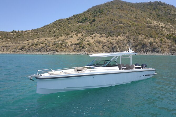 Private Charter Tour on Noali Axopar 37 Around St. Martin - Vessel Features