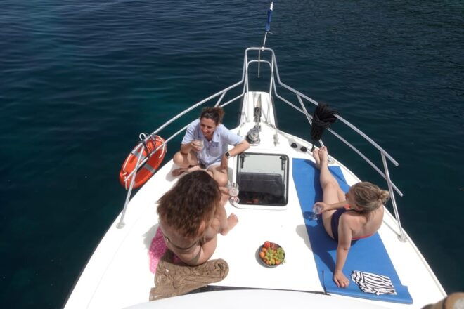 Private Charter Tours - Skipper and Equipment