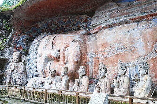 Private chartered tour to Dazu Rock Carvings (From Chongqing) - Good To Know  