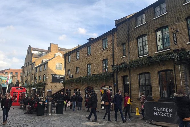 Private Chauffeur at Your Disposal in London - Meeting and Pickup