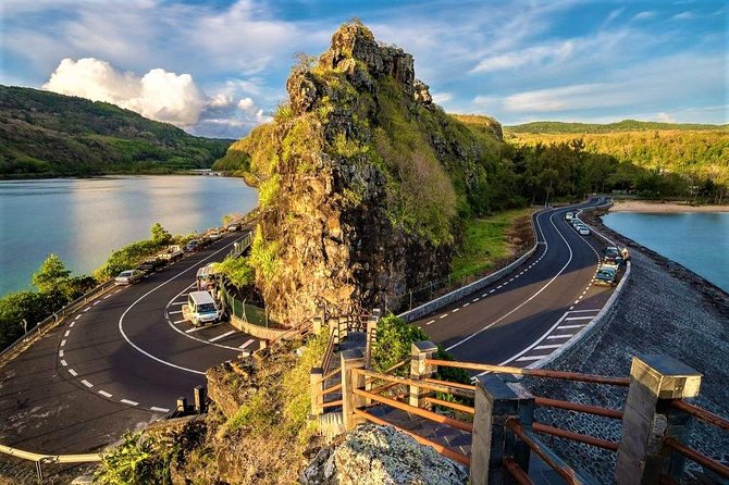 Private Chauffeur-Driven Sedan Full-Day South Tour - Booking Inclusions