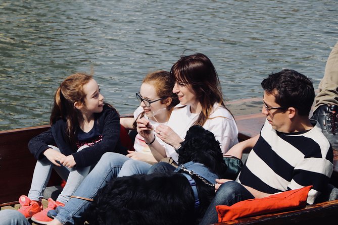 Private Chauffeur Punt Tour - Common Questions