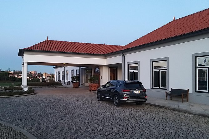 Private Chauffeur Service and Executive Car Hire - 4 Hours Custom - Pricing and Booking