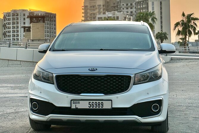 Private Chauffeur Service in Dubai - Professional and Knowledgeable Chauffeurs