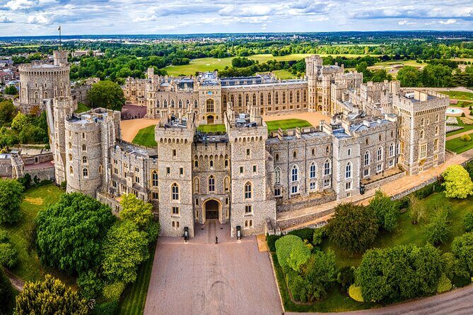 Private Chauffeured Tour to Windsor Castle from London - Navigating the Experience: What to Expect