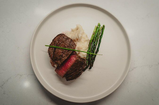 Private Chef Dining Experience - Meeting Point and Convenience