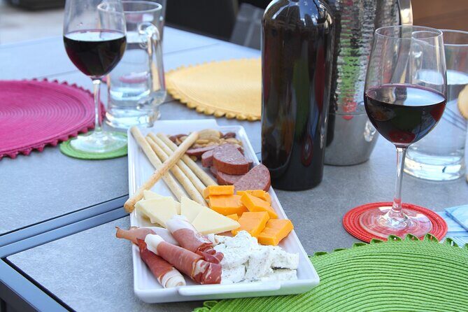 Private Chicago-style deep dish pizza or pasta making class - Practical Tips for Travelers