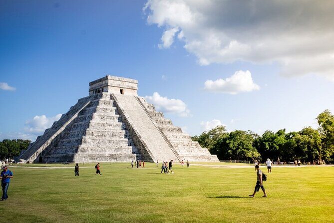 Private Chichén Itzá, Mayapan Distillery and Valladolid Tour - An In-Depth Review of the Private Tour in the Yucatán