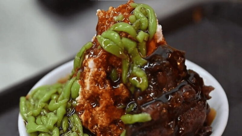 Private Chinatown Heritage Tour with Best 8 Local Tastings - Cultural and Architectural Gems