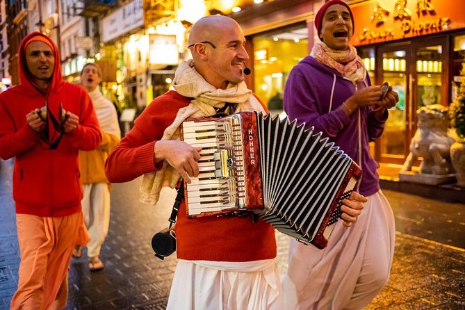 Private Chinatown to Soho Night Photography Tour - Booking Information