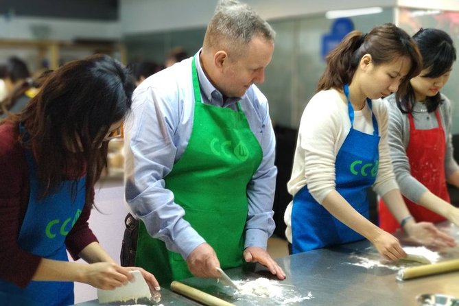 Private Chinese Wok Cooking Class in Shanghai - Pricing and Booking Details