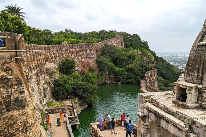 Private Chittorgarh Day Trip from Udaipur with Optional Guide - An In-Depth Look at the Chittorgarh Day Trip Experience