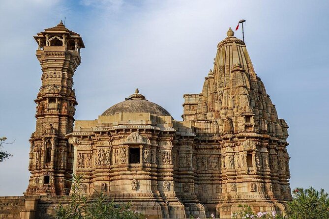 Private Chittorgarh Fort Day Tour With Guide, Lunch and Tickets - Good To Know