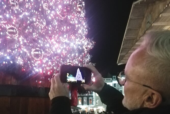 Private Christmas Lights Walking Tour in London With a Local - Inclusions