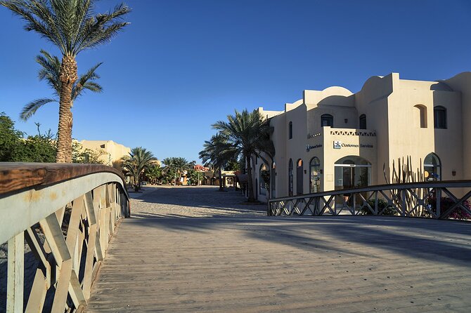 Private City Guided Tour to El Gouna - Confirmation and Accessibility