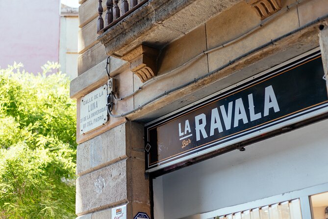 Private City Kickstart Tour: El Raval - The Sum Up