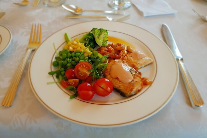 Private City Tour Abu Dhabi With Dinner At Emirates Palace - Terms and Conditions