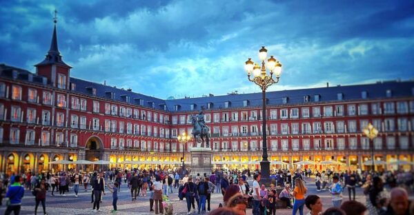 Private City Tour Around Madrid - Iconic Landmarks and Attractions