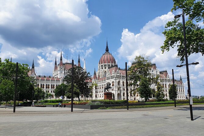 Private City Tour by Van - Frequently Asked Questions