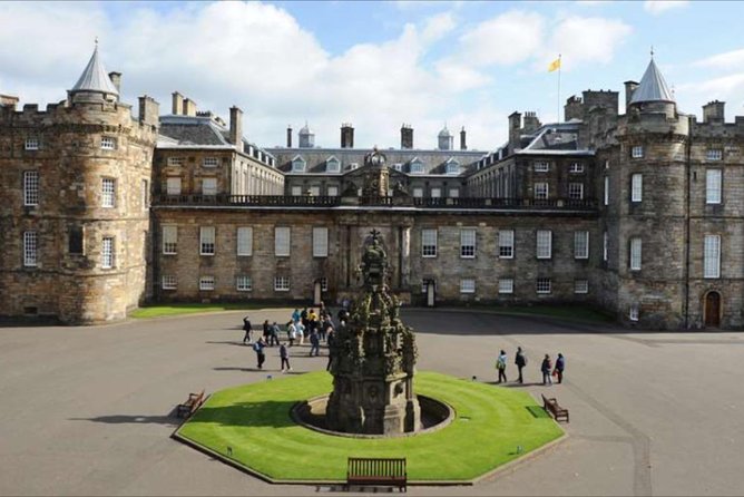 Private City Tour in Edinburgh Brazilian Guide - Common Questions