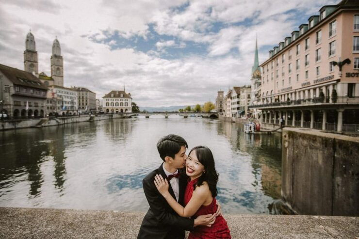 Private City Tour & Photoshoot With a Local in Zurich - Good To Know