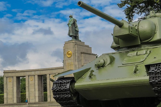 Private City Tour Soviet Berlin in an Authentic Vintage Van - Soviet Berlin History
