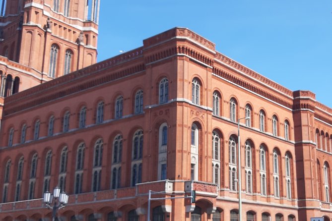 Private City Tour Through Criminal Berlin - Infamous Criminals and Their Stories