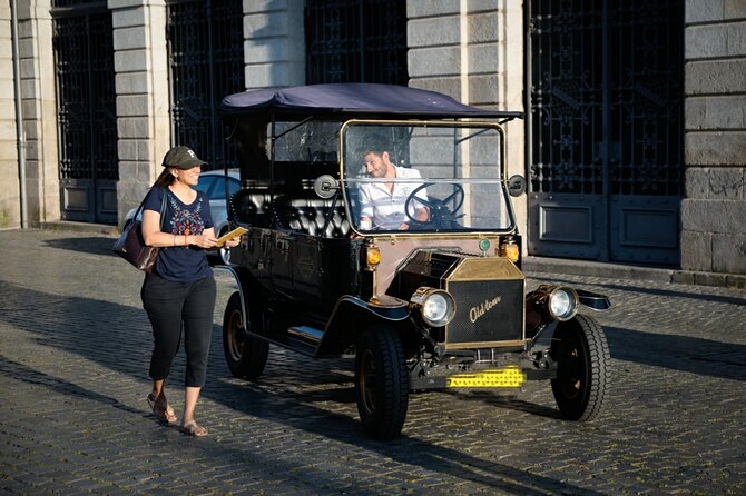 Private CityTour Tuk Vintage Car Tour in Porto - Tour Details