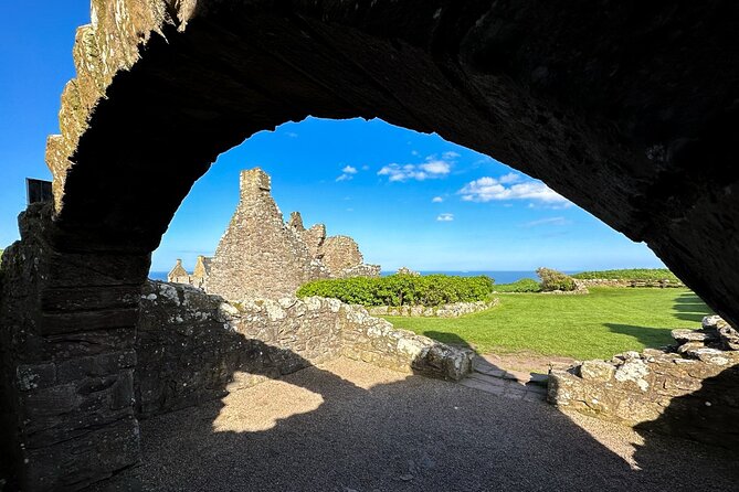 Private Coastal History, Dunnottar Castle and Distillery Tour - Meeting and Pickup Information