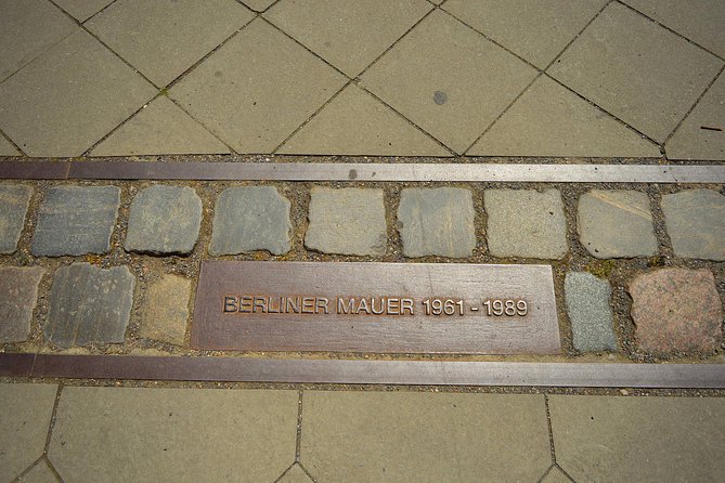 Private Cold War Berlin Tour - Directions