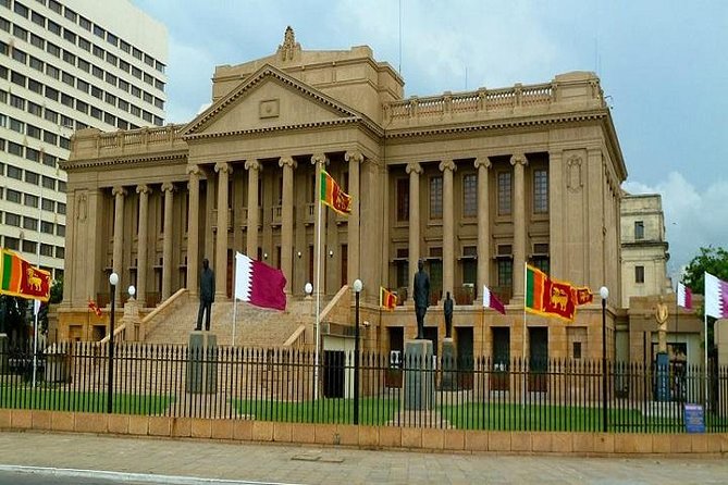 Private Colombo City Tour With English Speaking Chauffeur - Inclusions