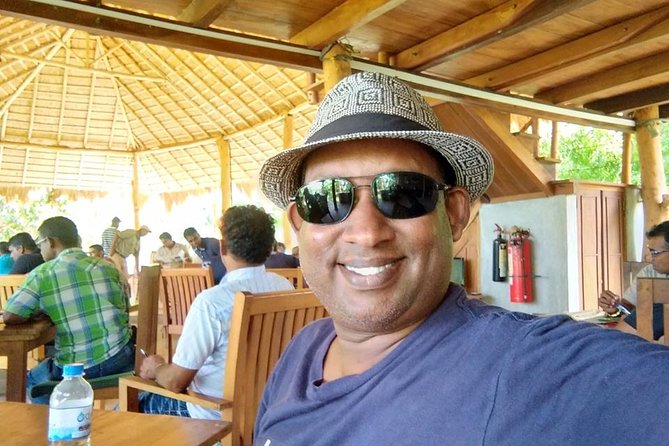Private Colombo Walking Tour With Ajeet De Soyza - The Sum Up