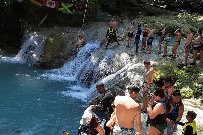 Private Combo Tour From Ocho Rios to Blue Hole and Dunn's River - The Sum Up