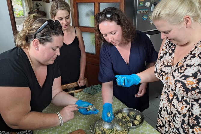 Private Cooking Class in Mauritius With a Local Family - Meet Your Local Host, Yashna