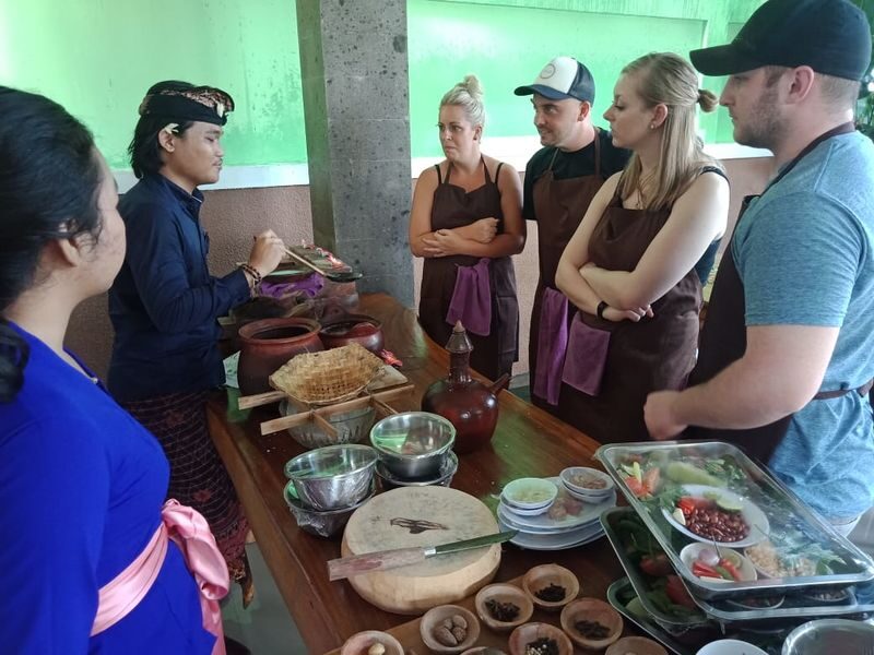 Private Cooking Class in Sukawati by Ceraki Bali Cooking Class - Cooking in a Quiet Sukawati Home