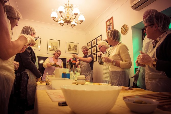 Private Cooking Class in Traditional Andalusian Housing - Common Questions
