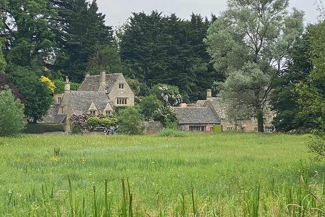 Private Cotswold Villages Day Tour See the Beauty of the Villages - Capture the Charm of the Cotswold Countryside