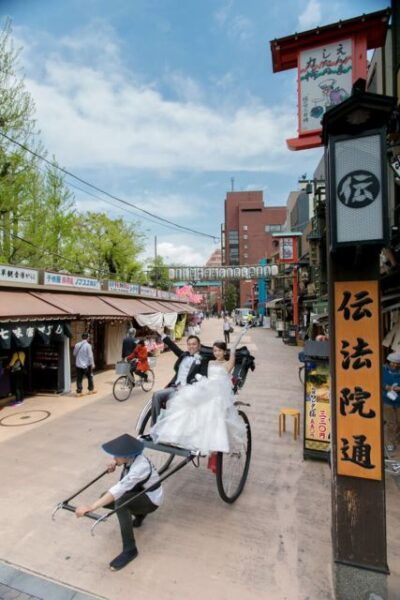 Private Couples' Photoshoot in Tokyo W/ Professional Artists - Common Questions