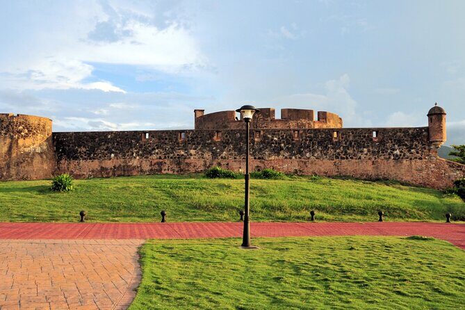 Private Couple's Tour of Puerto Plata-Wine or Champagne Included - Discovering Puerto Plata: What to Expect from the Tour