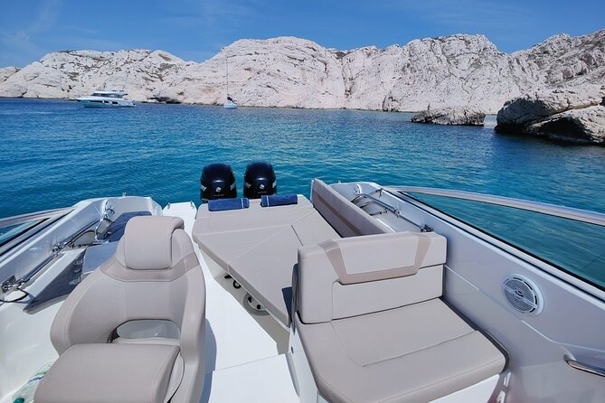 Private Cruise Aboard a Yacht in Lyon - Luxury Yacht Cruise in Lyon