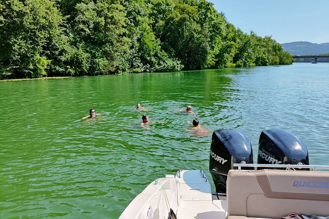 Private Cruise Aboard a Yacht in Lyon - Common Questions