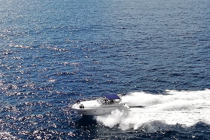 Private Cruise Around Capri - Yacht 40 - Cave Exploration and Swimming