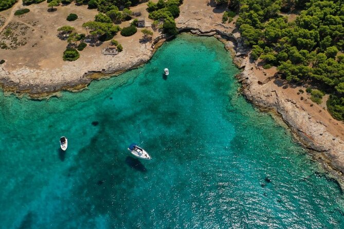 Private Cruise Athens With Swimming Stops at Athenian Riviera - Onboard Amenities and Services